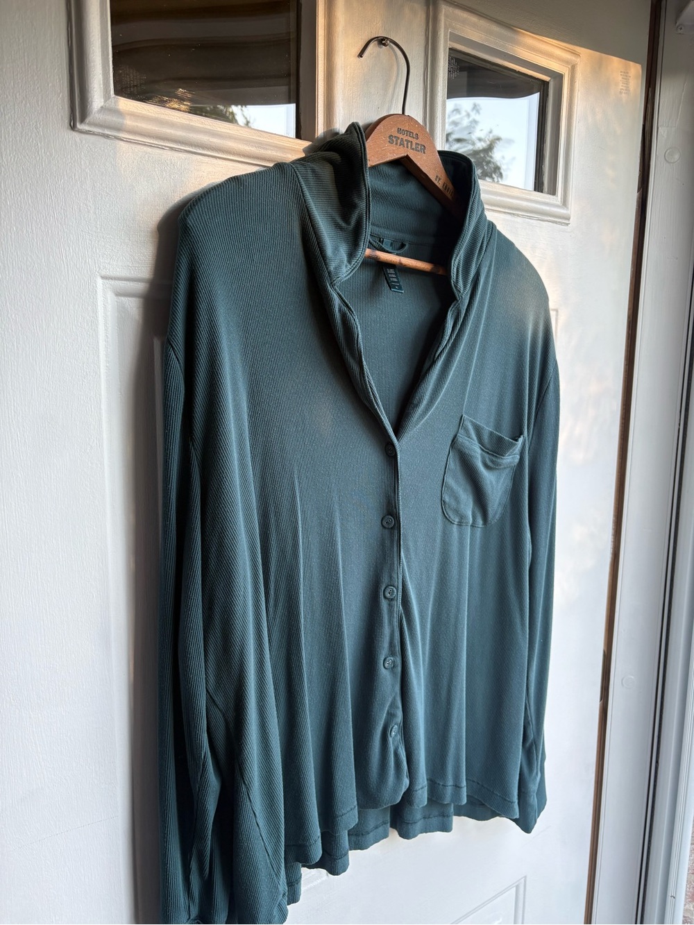 SKIMS Sleep Button Up Pajama Top Women’s XL Teal Green Soft Modal Lounge Shirt
